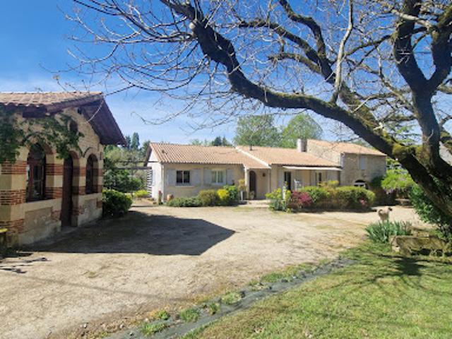 Vente Maison 7 pièces 201 m2 Vouille