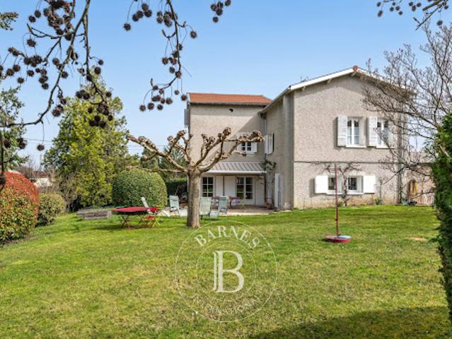 Vente Maison 7 pièces 242.9 m2 Francheville