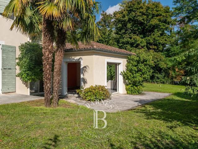 Vente Maison 7 pièces 243 m2 Ecully