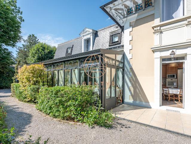 Vente Maison 9 pièces 243 m2 Le Perreux sur Marne