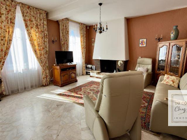 Vente Maison 7 pièces 243 m2 Prunay Belleville