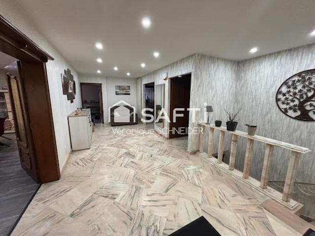 Vente Maison 7 pièces 256 m2 Sarralbe