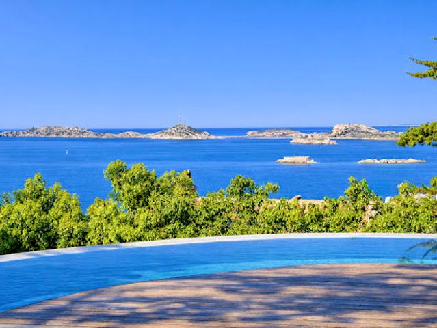 Vente Maison 7 pièces 257 m2 Marseille 7ème