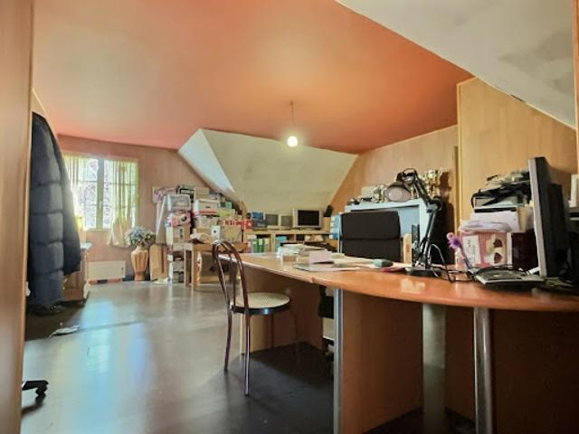 Vente Maison 7 pièces 257 m2 Montcresson