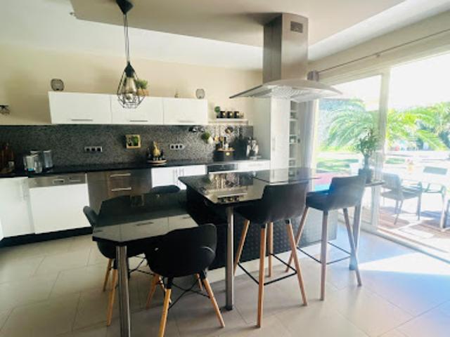 Vente Maison 7 pièces 257 m2 Lannemezan