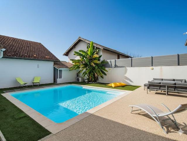 Vente Maison 7 pièces 257 m2 Ygos Saint Saturnin