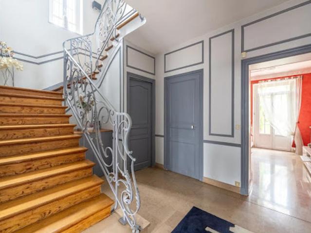 Vente Maison 7 pièces 250 m2 Beaumont sur Oise