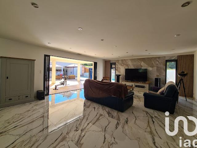 Vente Maison 7 pièces 250 m2 Beleymas