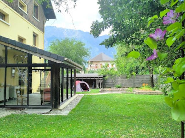 Vente Maison 7 pièces 250 m2 Bourgneuf