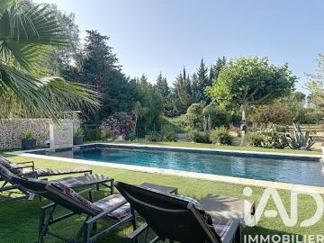 Vente Maison 7 pièces 250 m2 Eyragues