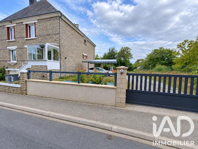 Vente Maison 7 pièces 250 m2 Guilliers