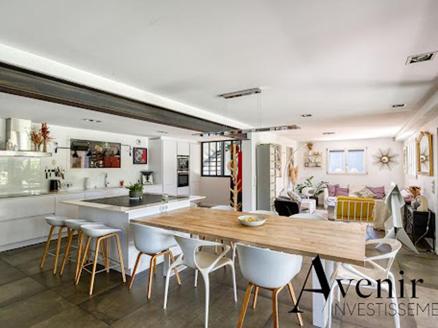 Vente Maison 7 pièces 250 m2 Limonest