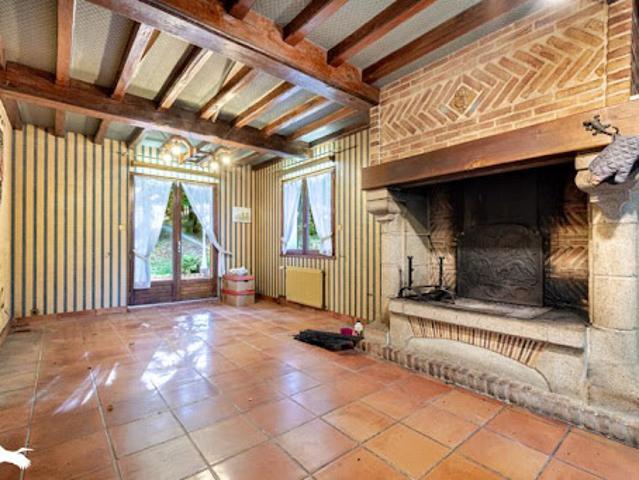 Vente Maison 7 pièces 250 m2 Saint Jouvent