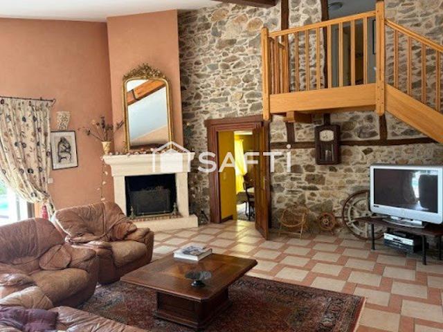 Vente Maison 7 pièces 251 m2 Teillet
