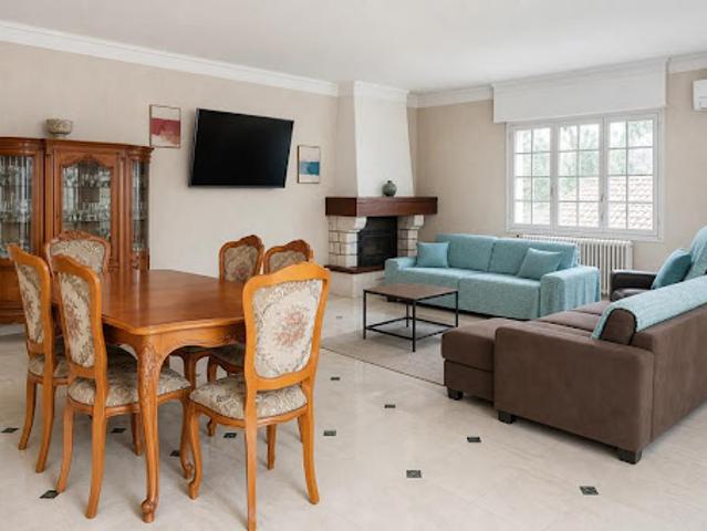 Vente Maison 7 pièces 252 m2 Pineuilh