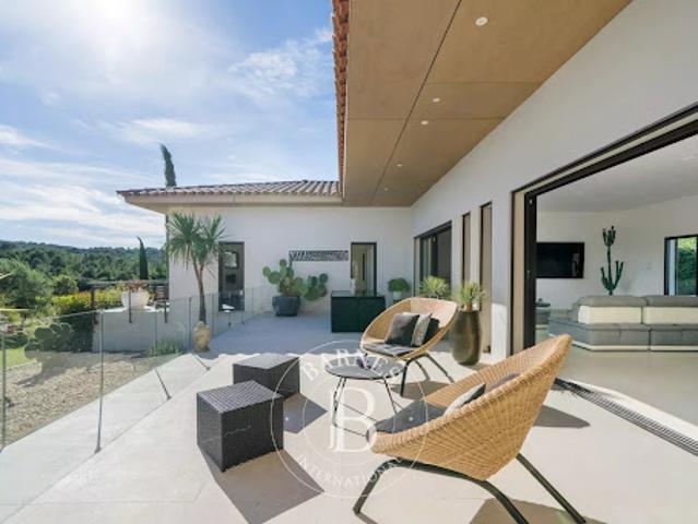 Vente Maison 7 pièces 252 m2 Tresques