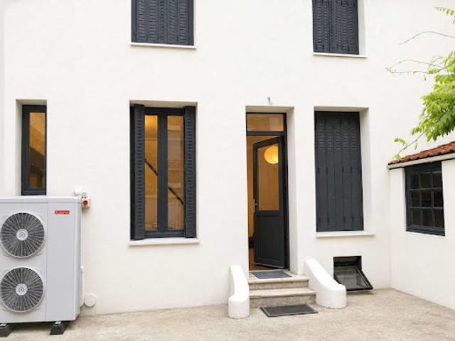 Vente Maison 7 pièces 264 m2 Ivry sur Seine