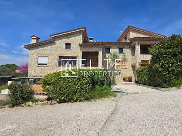 Vente Maison 7 pièces 265 m2 Mouans Sartoux