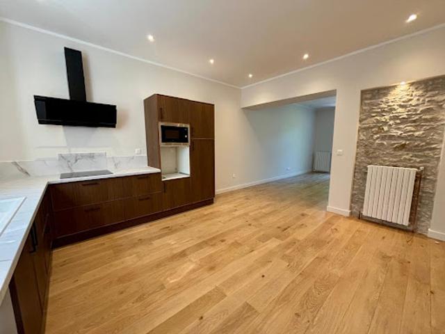 Vente Maison 7 pièces 265 m2 Castres