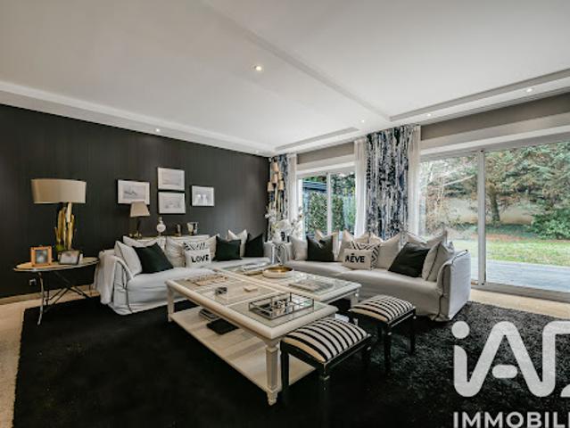 Vente Maison 8 pièces 373 m2 Clamart