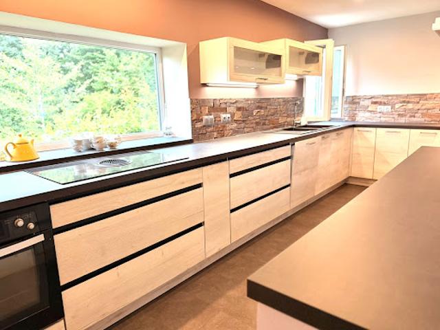 Vente Maison 7 pièces 267 m2 Adé