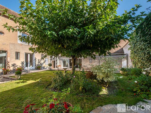 Vente Maison 7 pièces 267 m2 Champigny