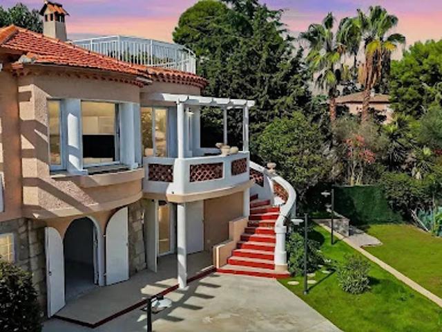 Vente Maison 7 pièces 260 m2 Antibes