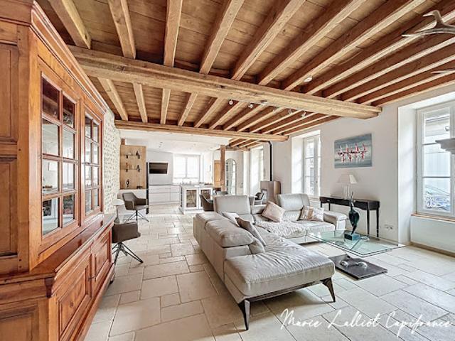 Vente Maison 7 pièces 260 m2 Escrennes