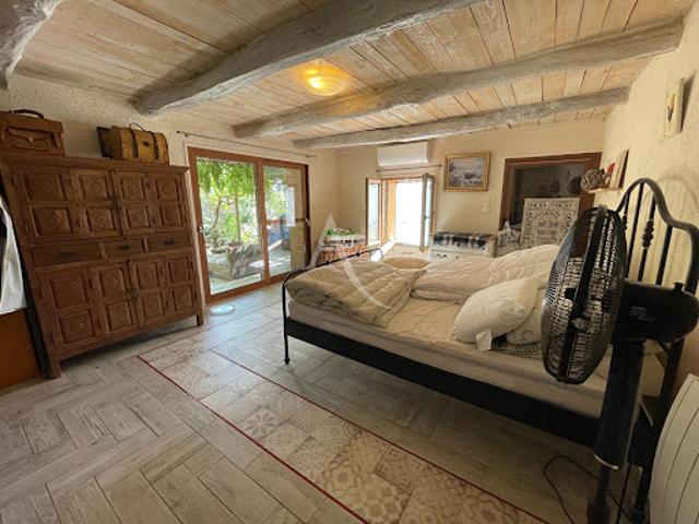 Vente Maison 7 pièces 261.3 m2 Sainte Gemme