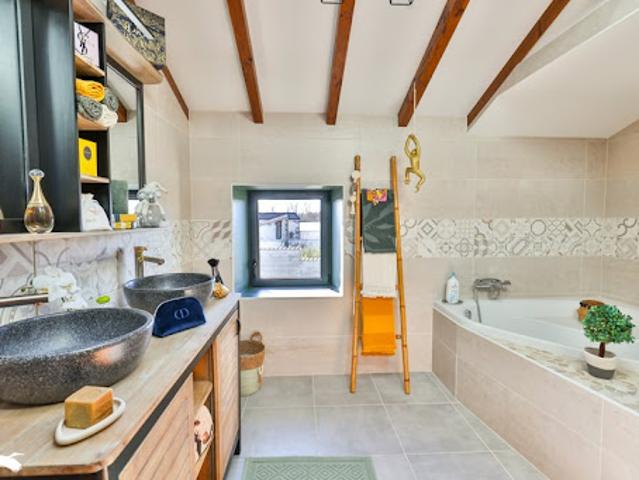 Vente Maison 7 pièces 263 m2 Saint fort sur le ne