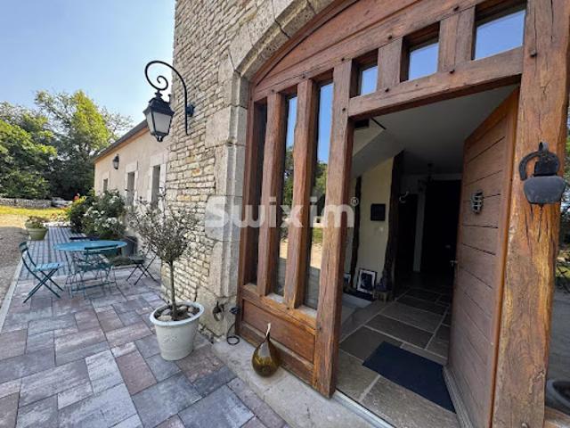 Vente Maison 7 pièces 274.35 m2 Avallon
