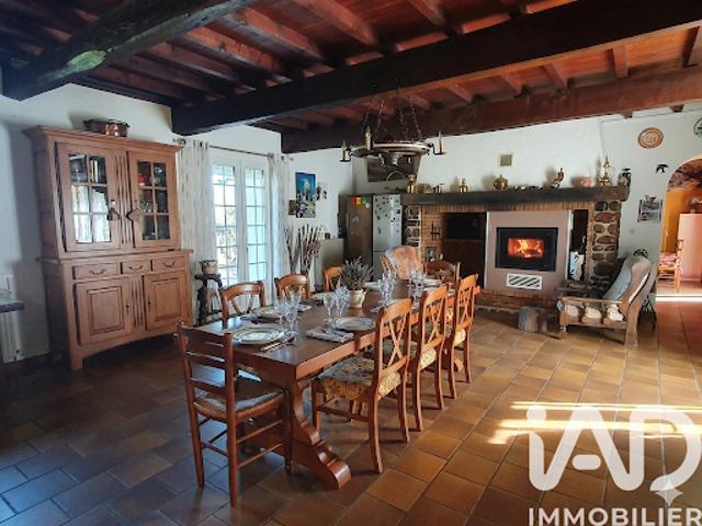 Vente Maison 7 pièces 276 m2 Vielle Adour