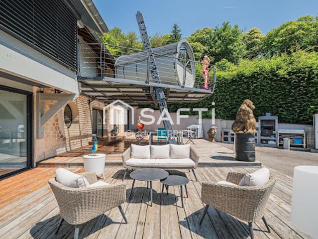 Vente Maison 7 pièces 277 m2 Colombe