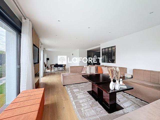 Vente Maison 7 pièces 270 m2 Montesson