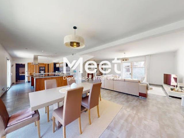 Vente Maison 7 pièces 270 m2 Cuy