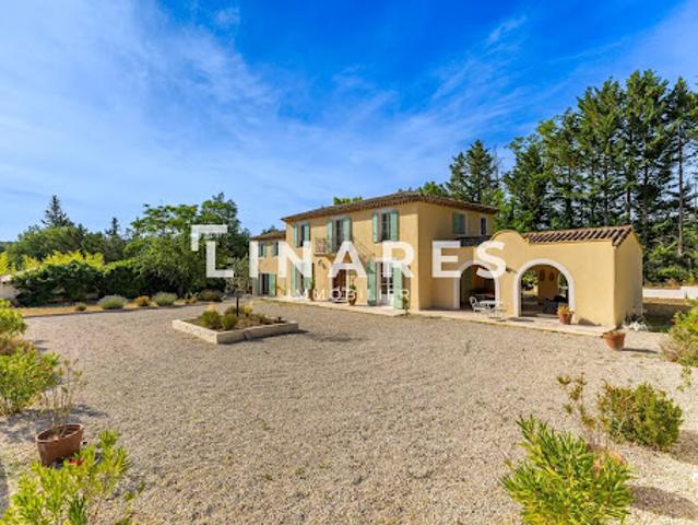 Vente Maison 7 pièces 270 m2 Le Tholonet