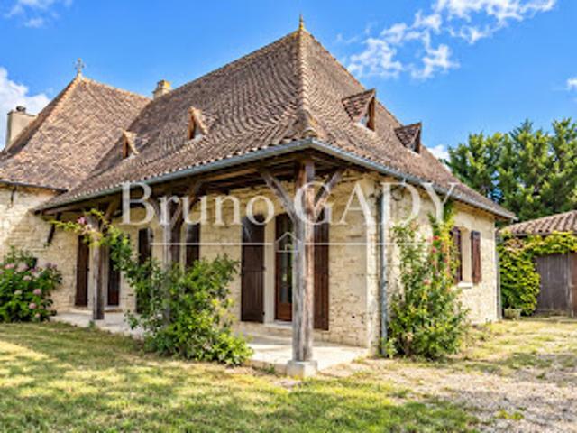 Vente Maison 7 pièces 262 m2 Thenac