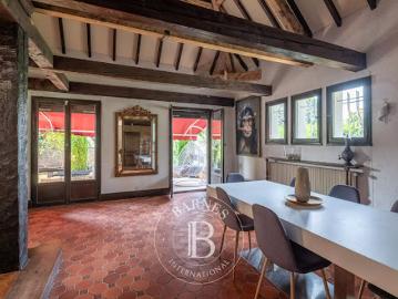 Vente Maison 7 pièces 272 m2 Saint Cyr au Mont d'Or