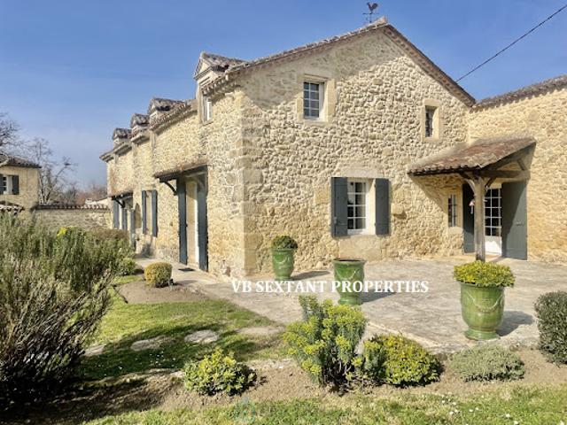 Vente Maison 7 pièces 287 m2 Sauveterre de Guyenne