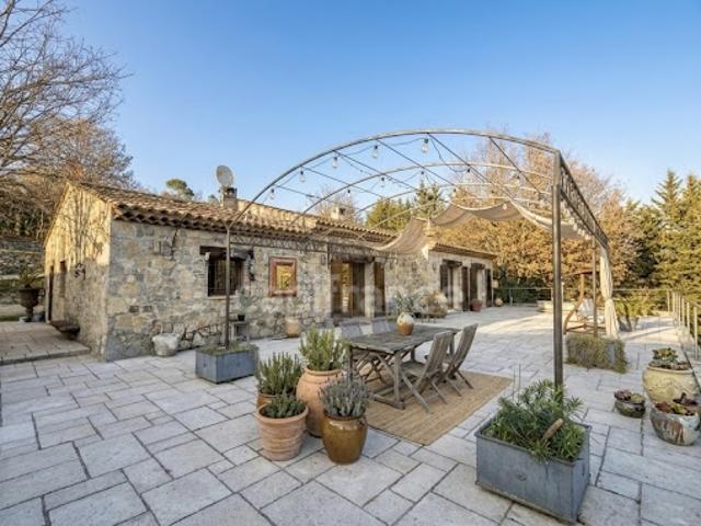 Vente Maison 7 pièces 280 m2 Callian