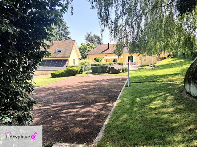 Vente Maison 7 pièces 280 m2 Saulnot