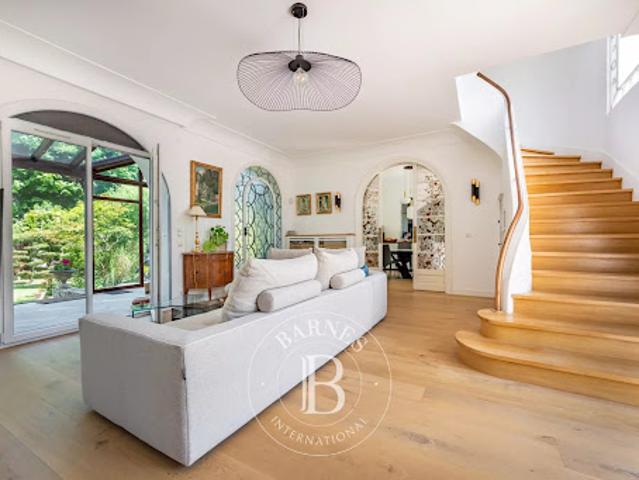 Vente Maison 7 pièces 283.19 m2 Saint maur des fosses