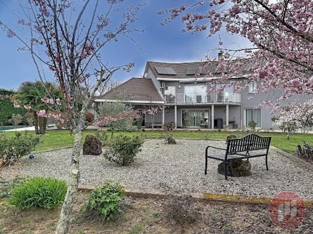 Vente Maison 7 pièces 294 m2 Varetz