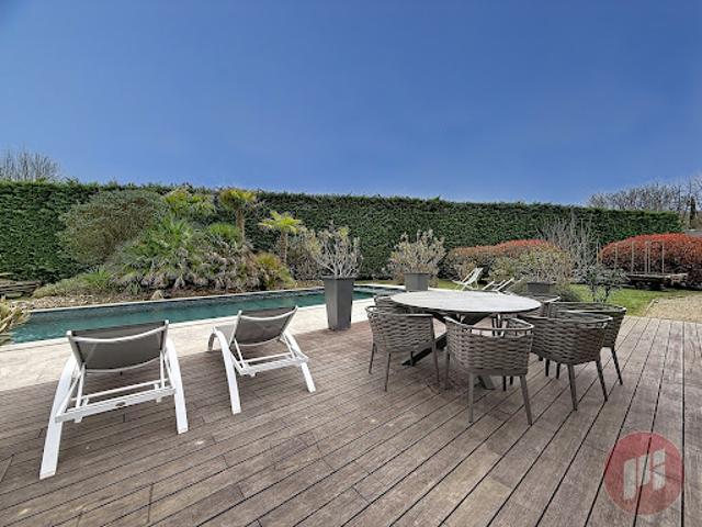 Vente Maison 7 pièces 294 m2 Varetz
