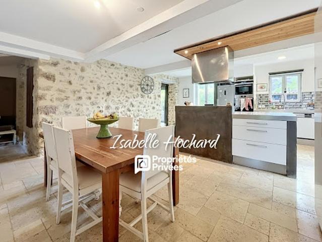 Vente Maison 7 pièces 295 m2 Néoules