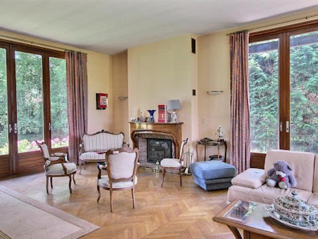 Vente Maison 7 pièces 295 m2 Lons