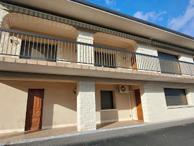 Vente Maison 7 pièces 290 m2 Objat