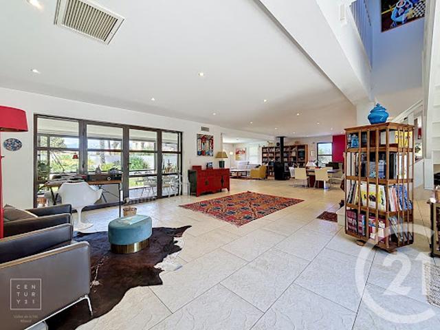 Vente Maison 7 pièces 290 m2 Canohès