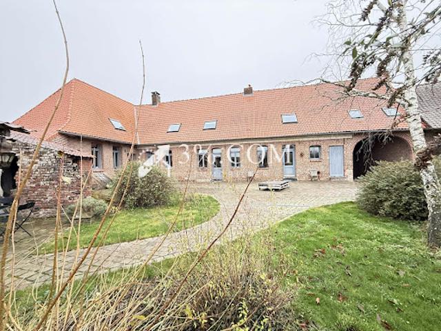 Vente Maison 7 pièces 291 m2 Attiches