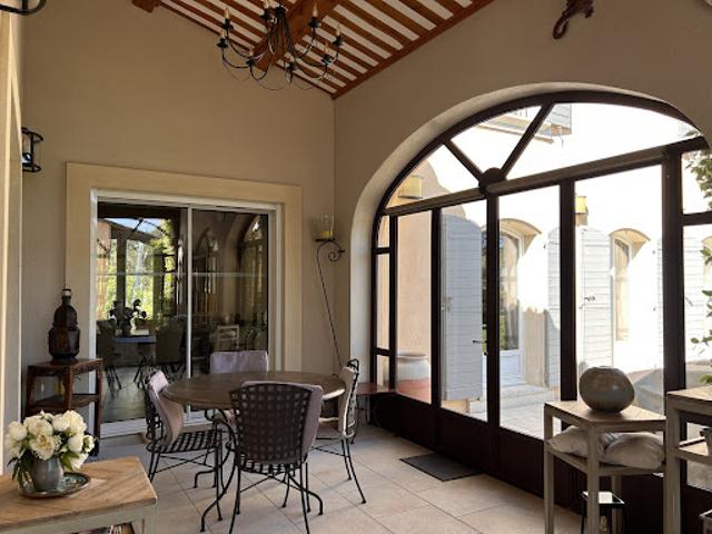Vente Maison 7 pièces 293.6 m2 Mallemort